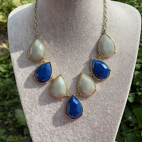Blue Gem Stone Necklace - Picture 4 of 12